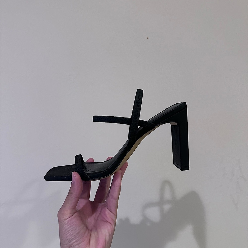 Aldo square toe heel
